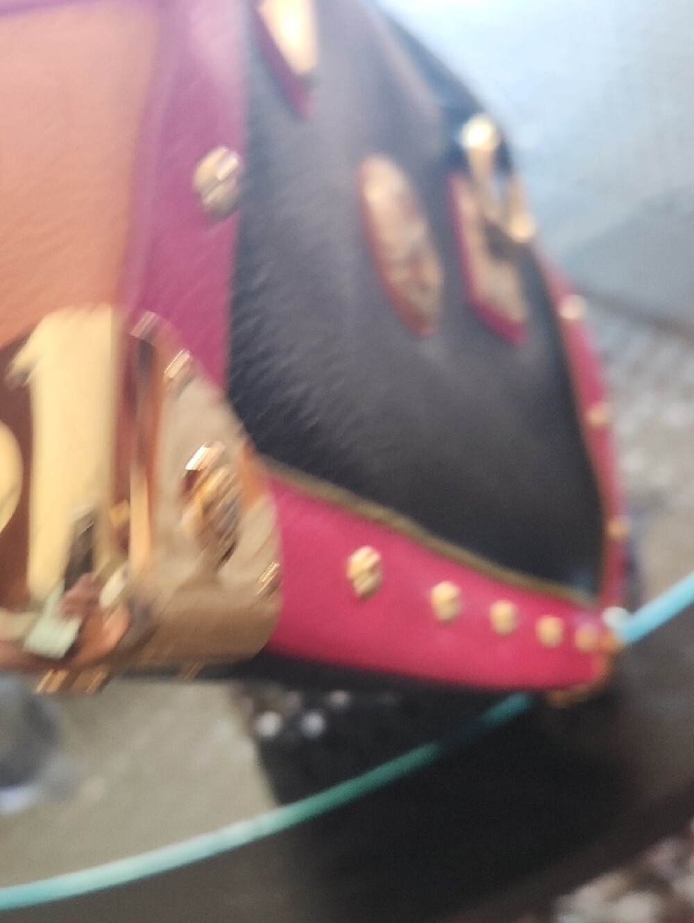 Limited Edition Metro City Black & Pink Mixed Leathers Structure Boston Handbag - Picture 7 of 14